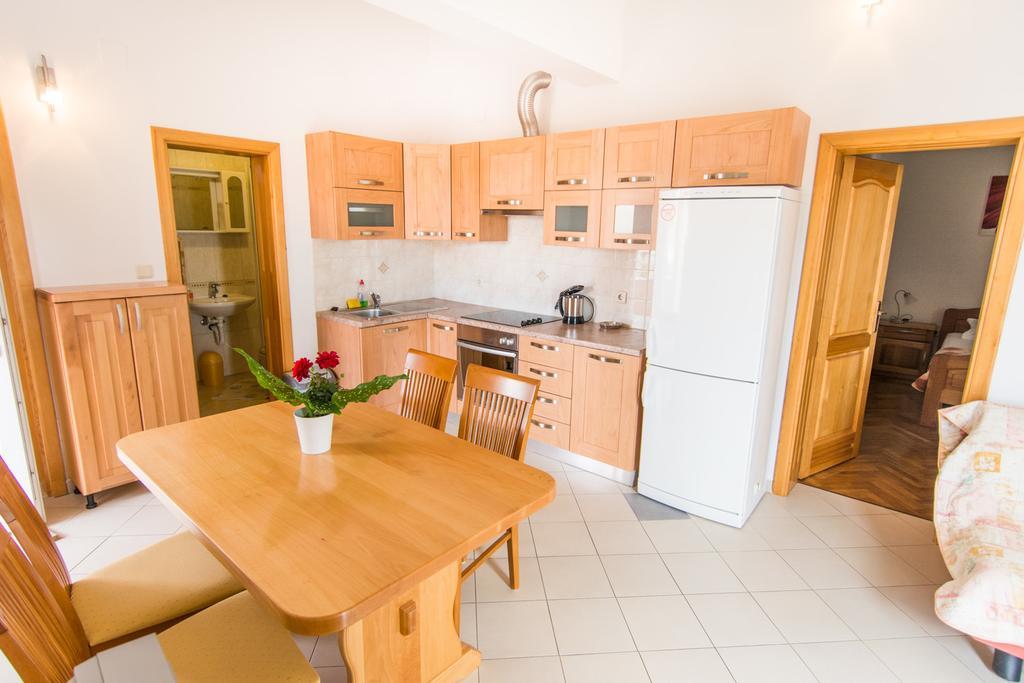 Apartments Basilea Weißenburg Zimmer foto