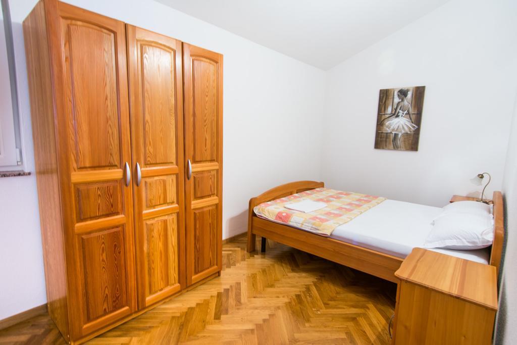 Apartments Basilea Weißenburg Zimmer foto